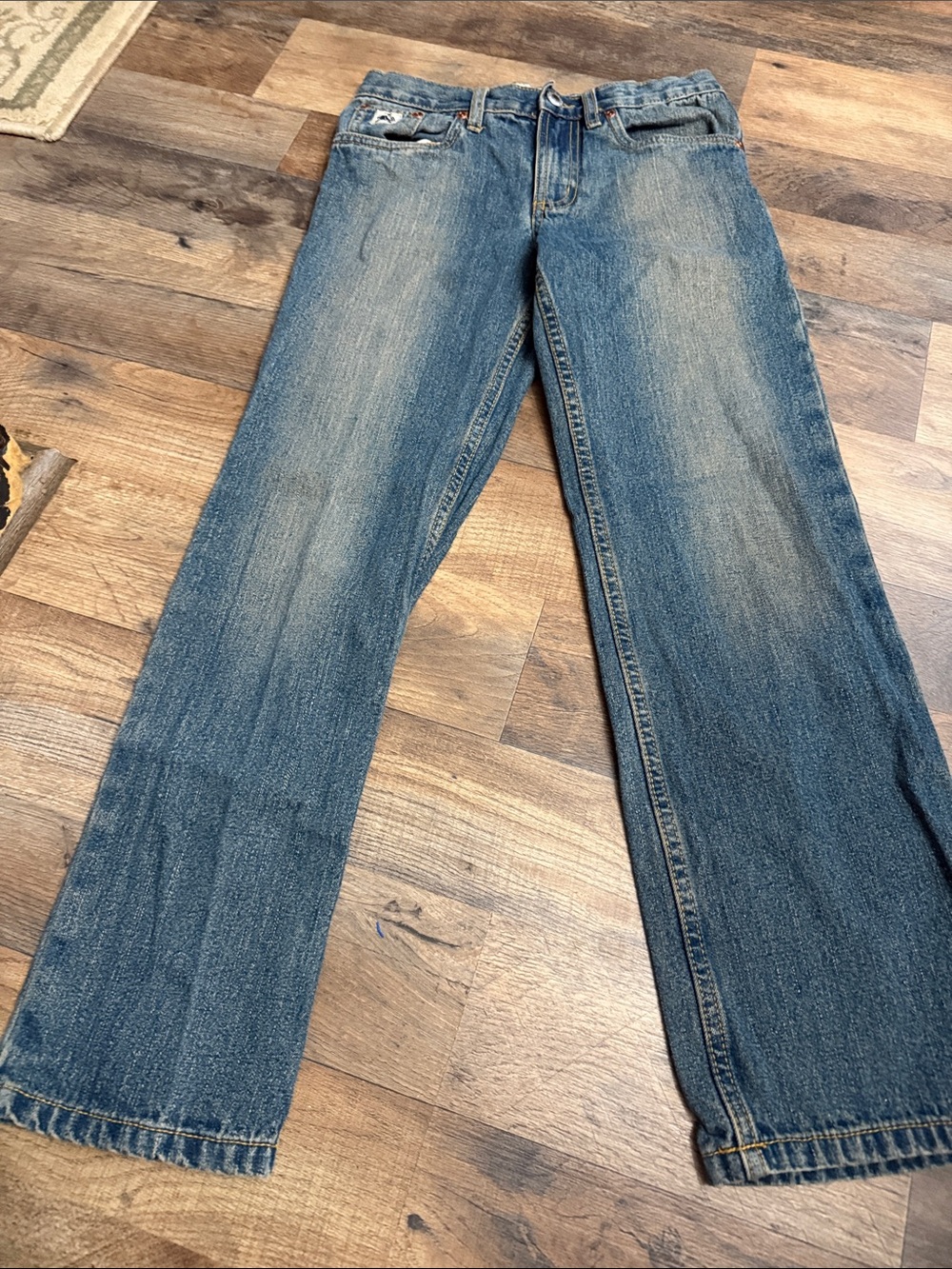 CINCH boys size 10 washed denim jeans. Like new relaxed fit classic straight